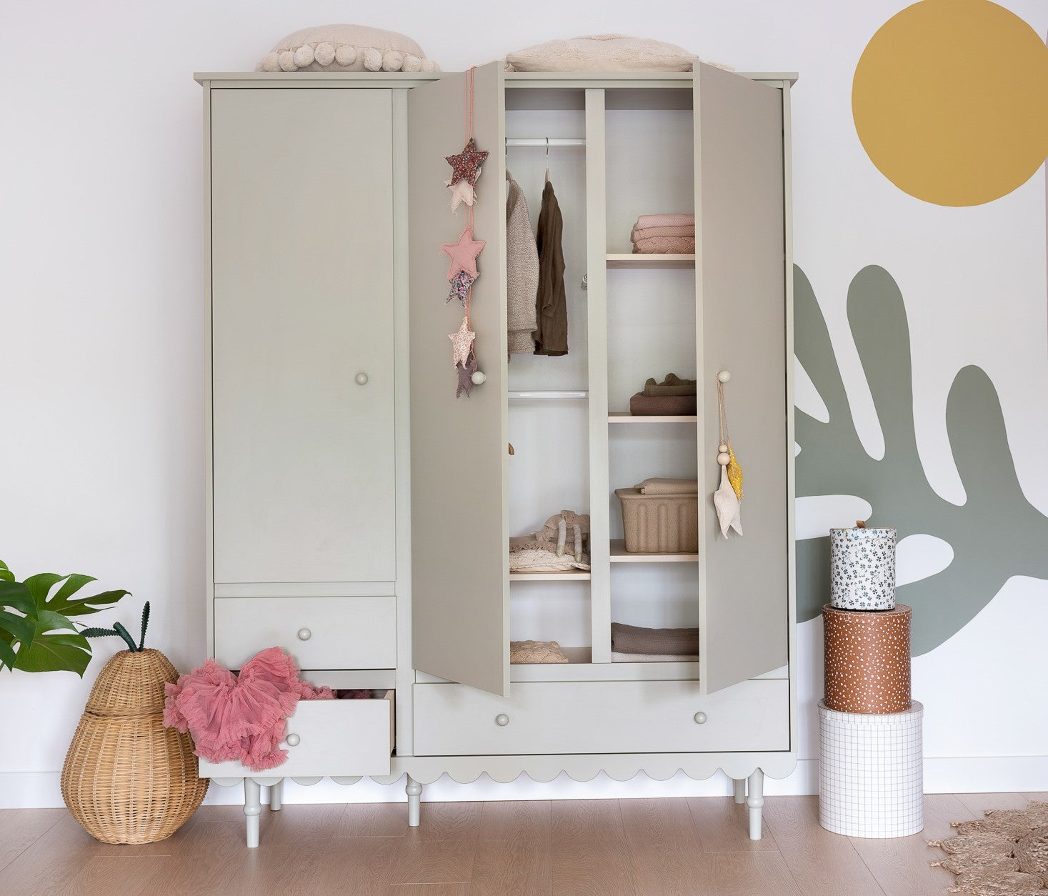 Skapis Bubi 203 x 154 x 50 cm olīves - N1 Home