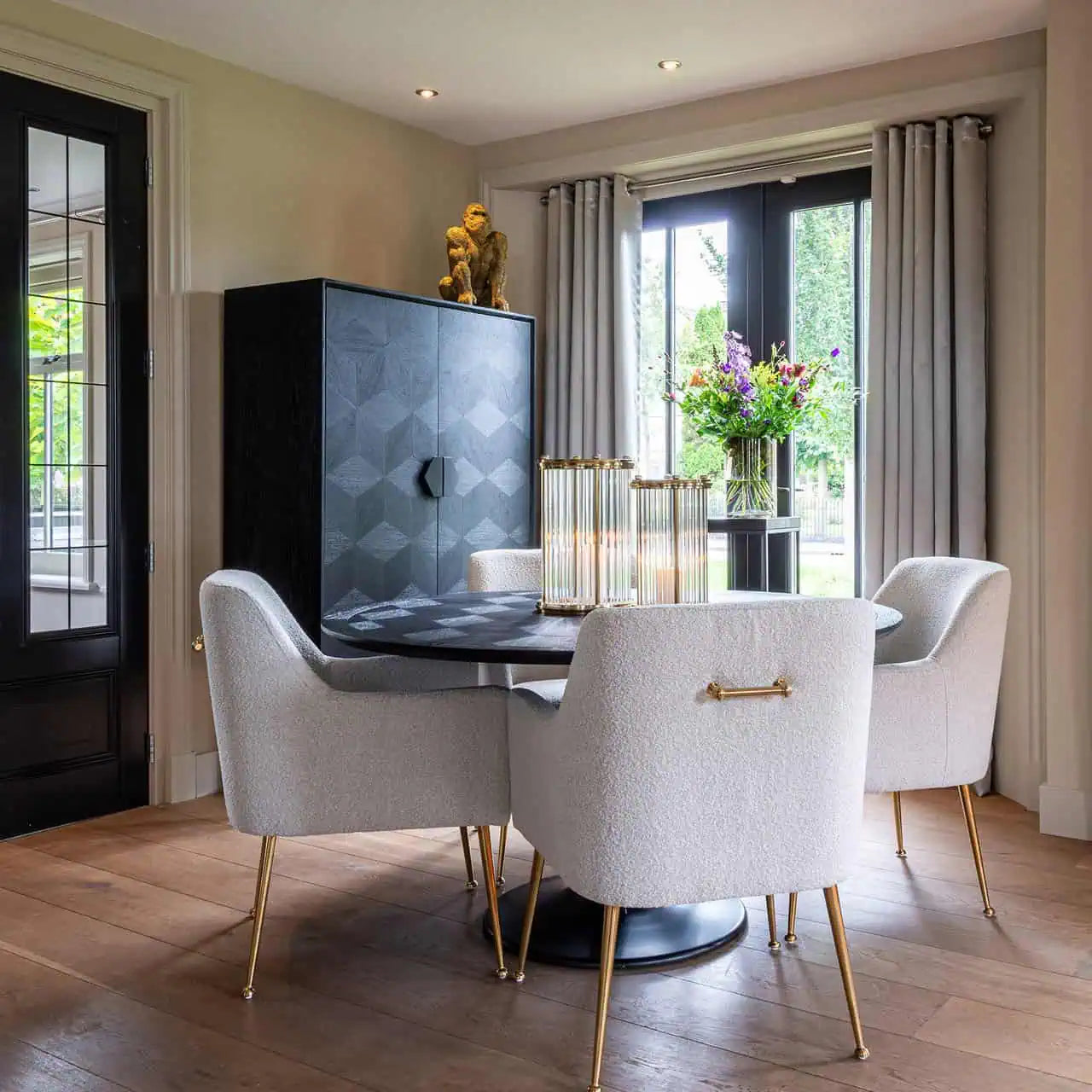 Pusdienu galds Blax Richmond Interiors 76/140/140 cm melns - N1 Home