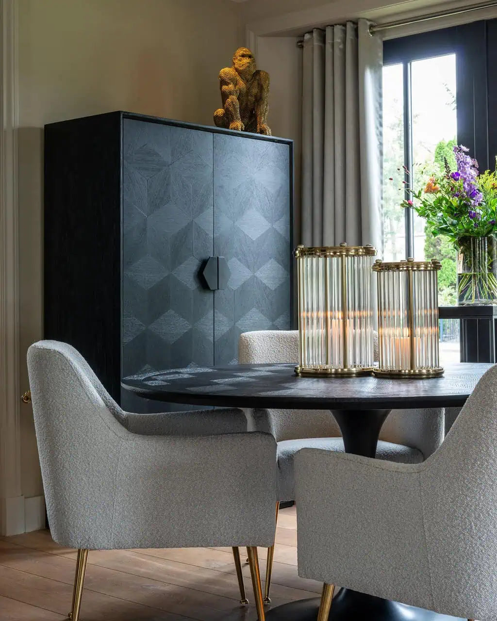 Skapis Blax ar 2 durvīm Richmond Interiors 175/110/52 cm melns - N1 Home