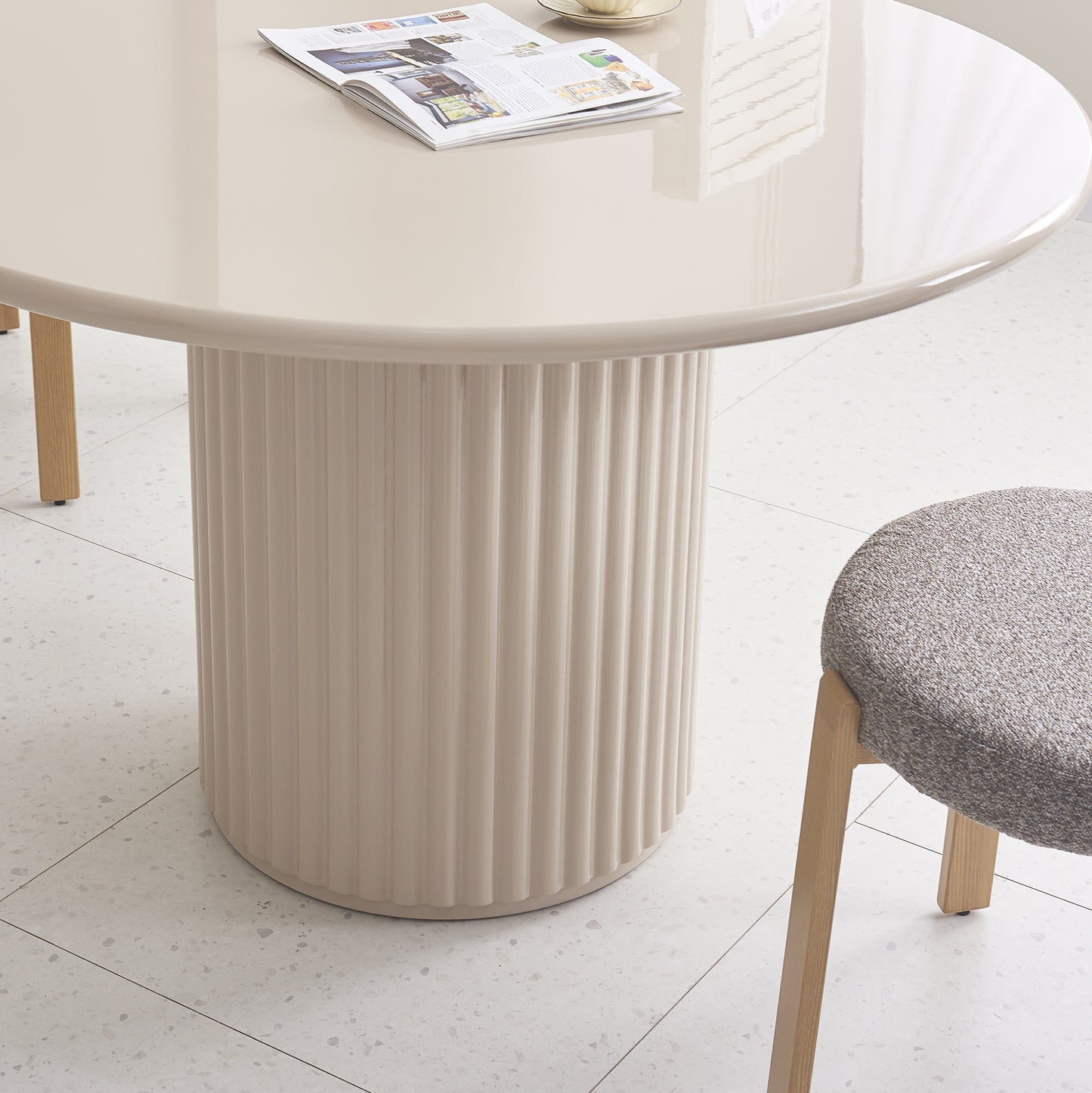 Galds Prino 120/120/76 cm taupe - N1 Home