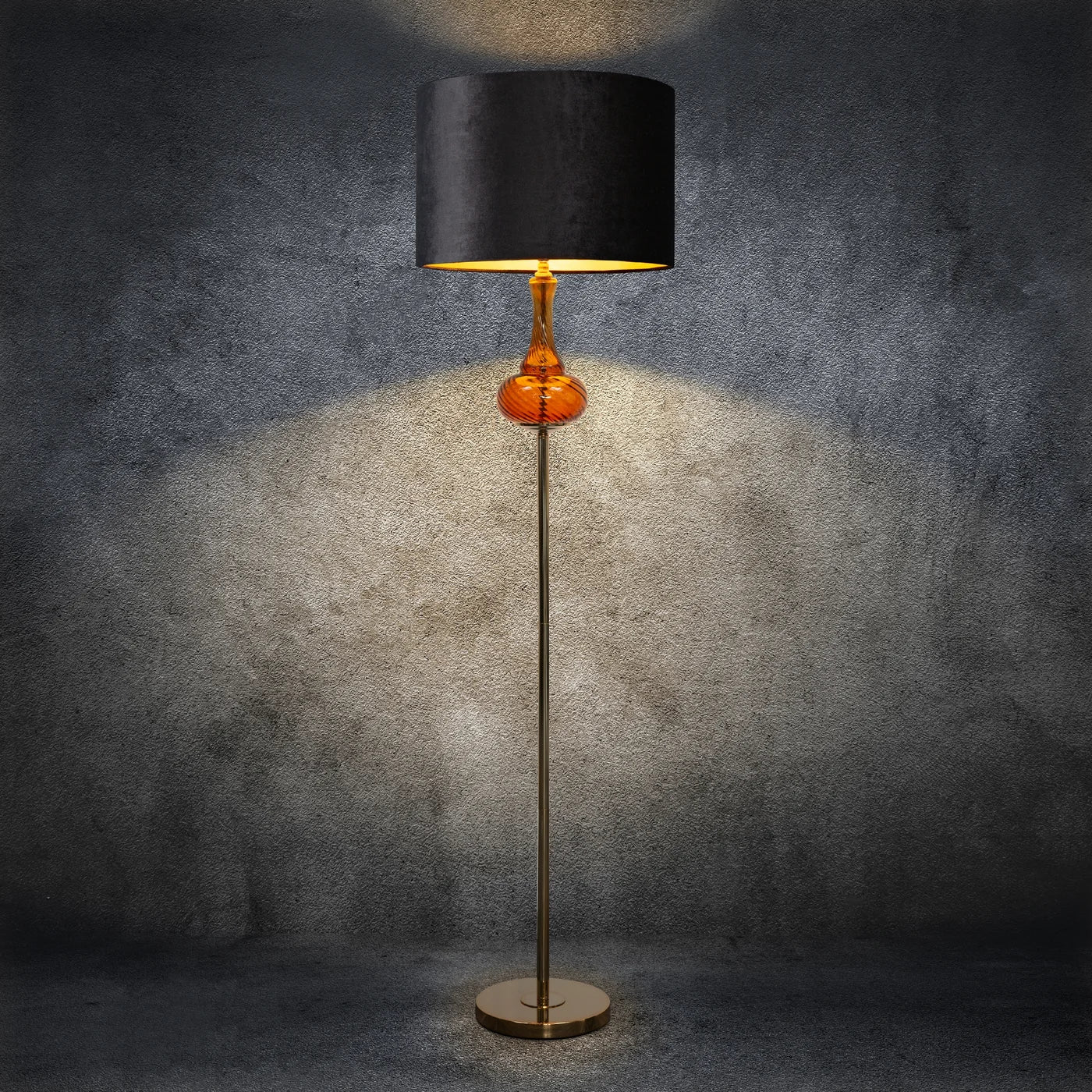 Stāvlampa Lili 46/163 cm melns/zelts - N1 Home