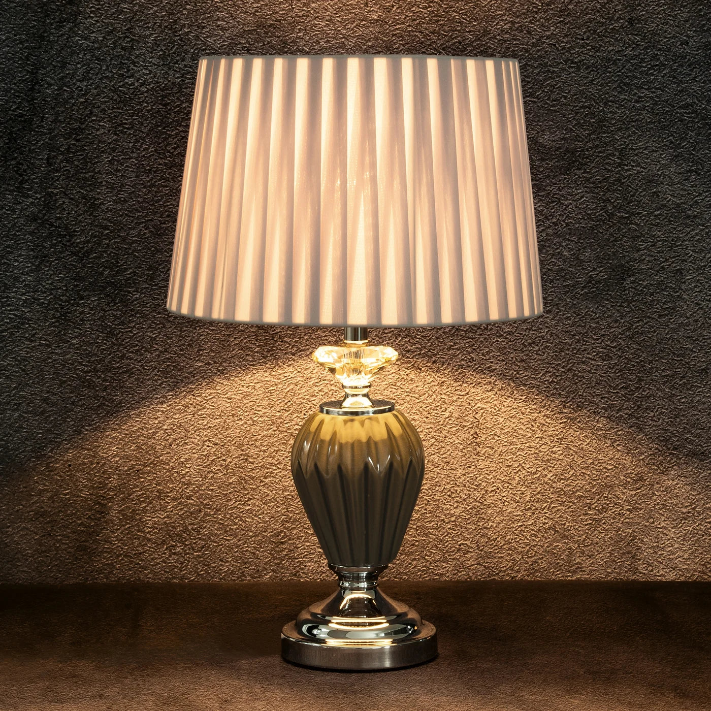 Galda lampa Kayla 32x49 cm sudrabs/pelēks, bēšs - N1 Home