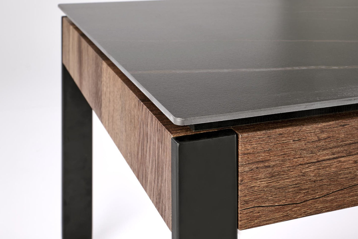 Kafijas galdiņš RM 121/61/45 cm melns marmors/riekstkoks - N1 Home