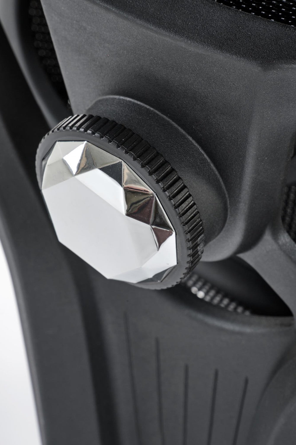 Krēsls Osv 68/74/122-128/45-55 cm melns - N1 Home