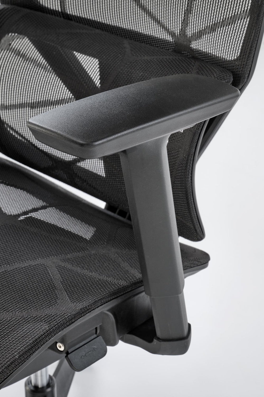 Krēsls Osv 68/74/122-128/45-55 cm melns - N1 Home