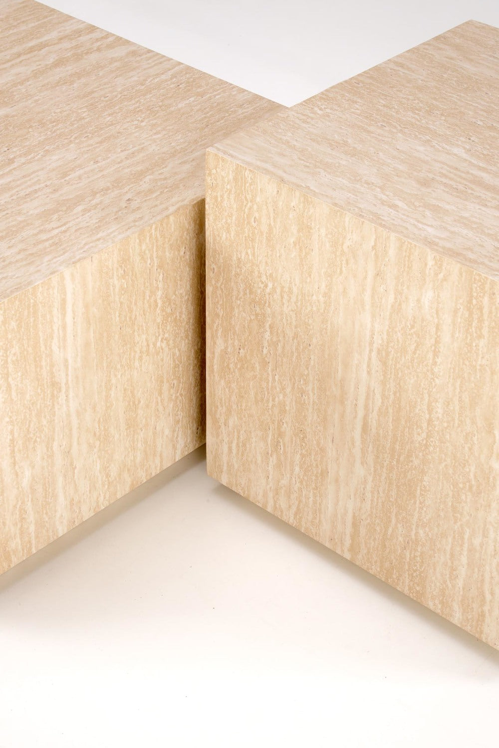 Kafijas galds Tiro 45/45/45 cm travertīns - N1 Home