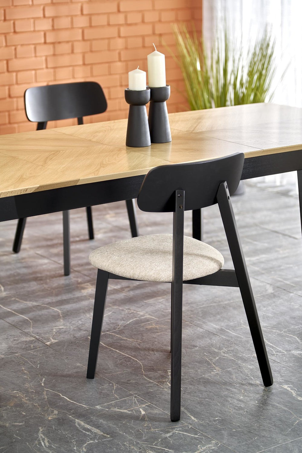 Galds Edmun 160-240/90/75/140 cm dabīgs/melns - N1 Home