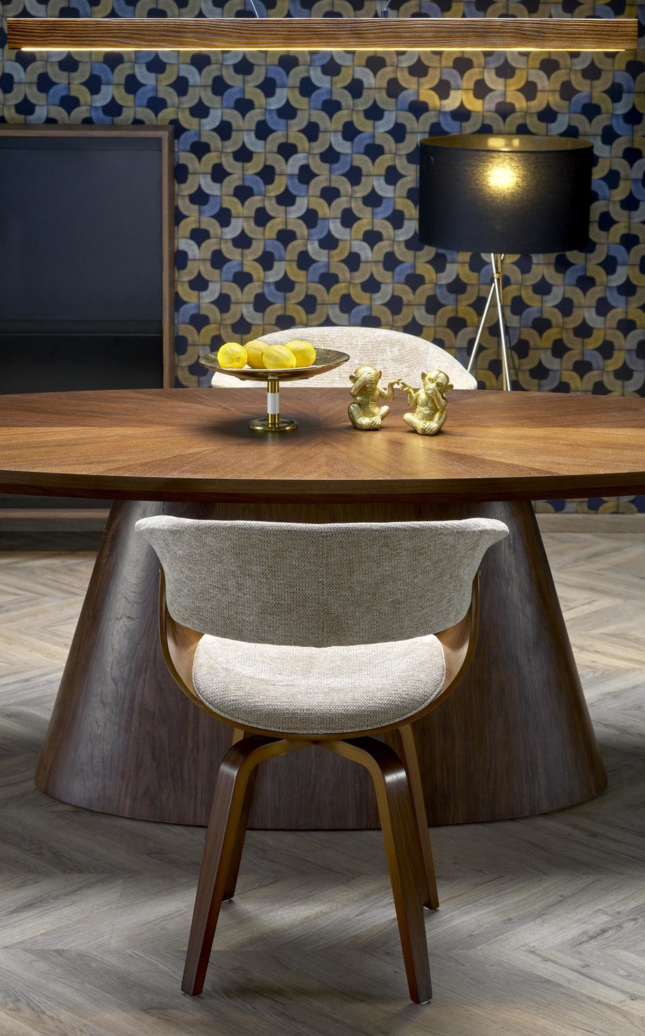 Galds Agne 220/98/76 cm riekstkoks - N1 Home