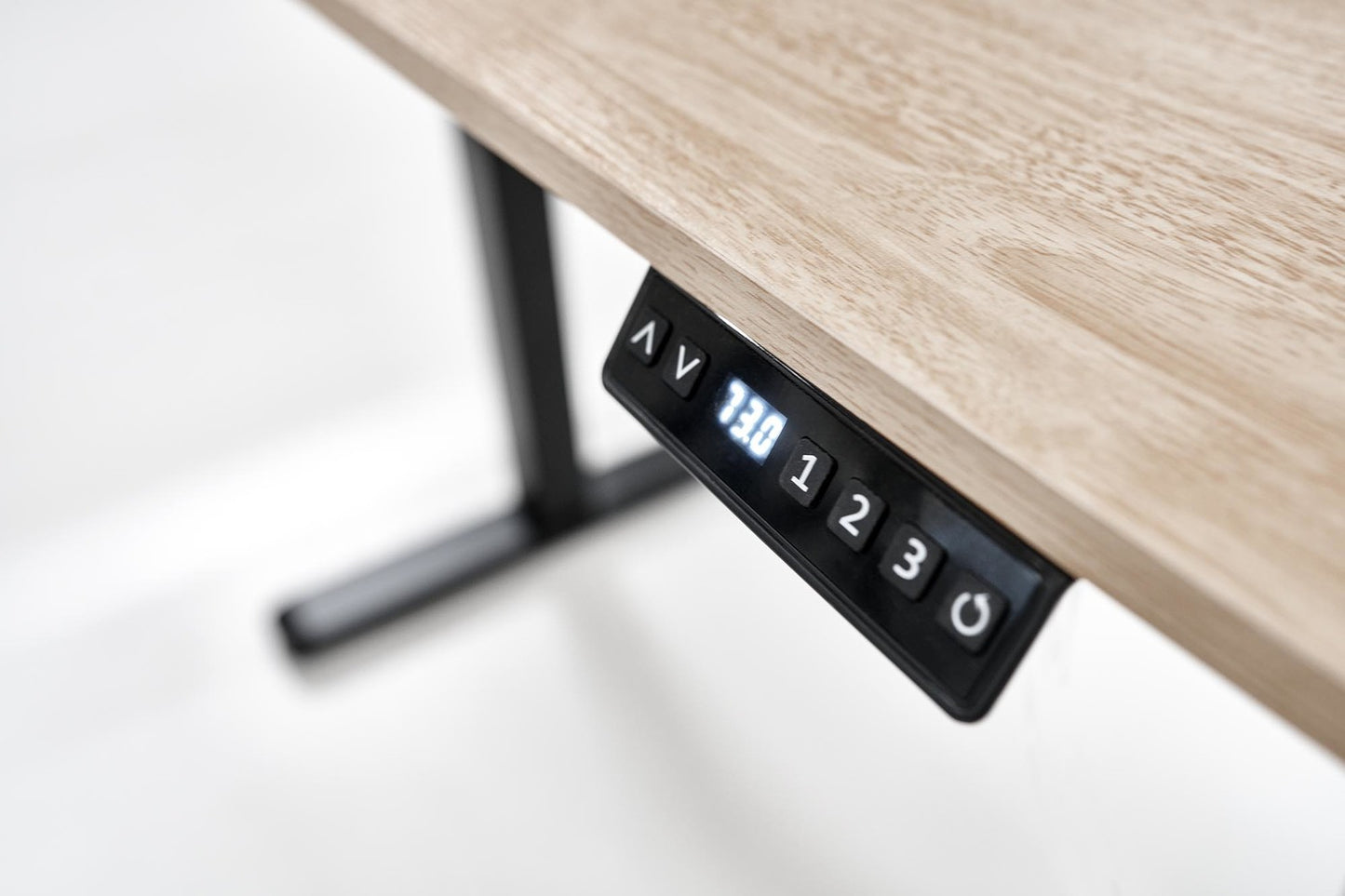 Rakstāmgalds ar augstuma regulēšanas funkciju 105/56/73-118 cm zeltains ozols/ melns - N1 Home