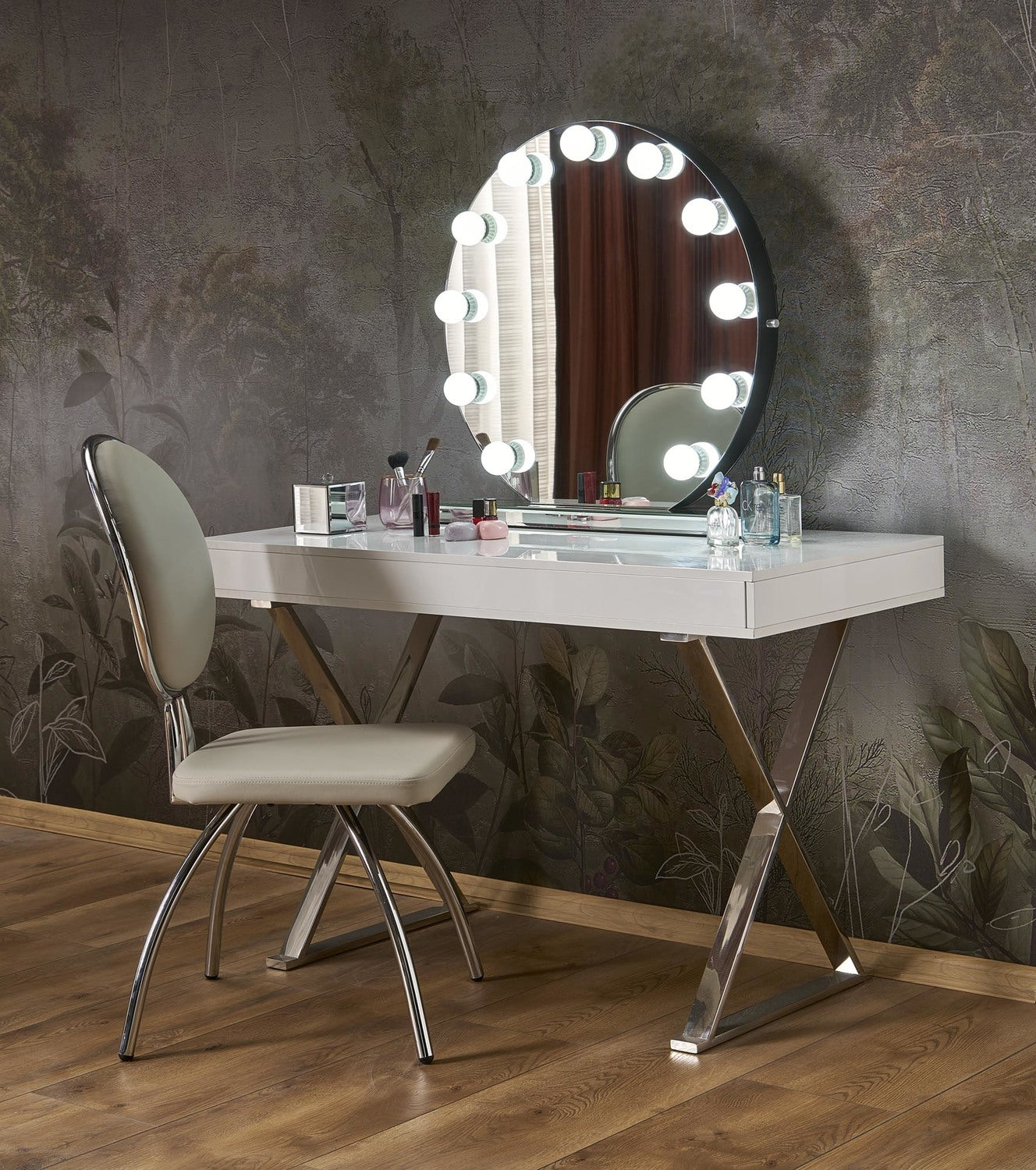 Spogulis Tora 70/70/6,5 cm sudrabs - N1 Home