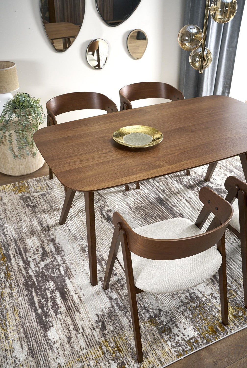 Krēsls Bruno 55/49/75/45 cm valrieksts/gaiši bēšs - N1 Home