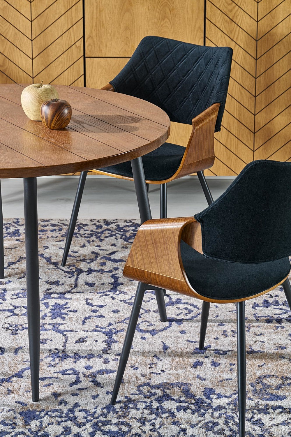 Galds Barro 105/75 cm rieksts/melns - N1 Home