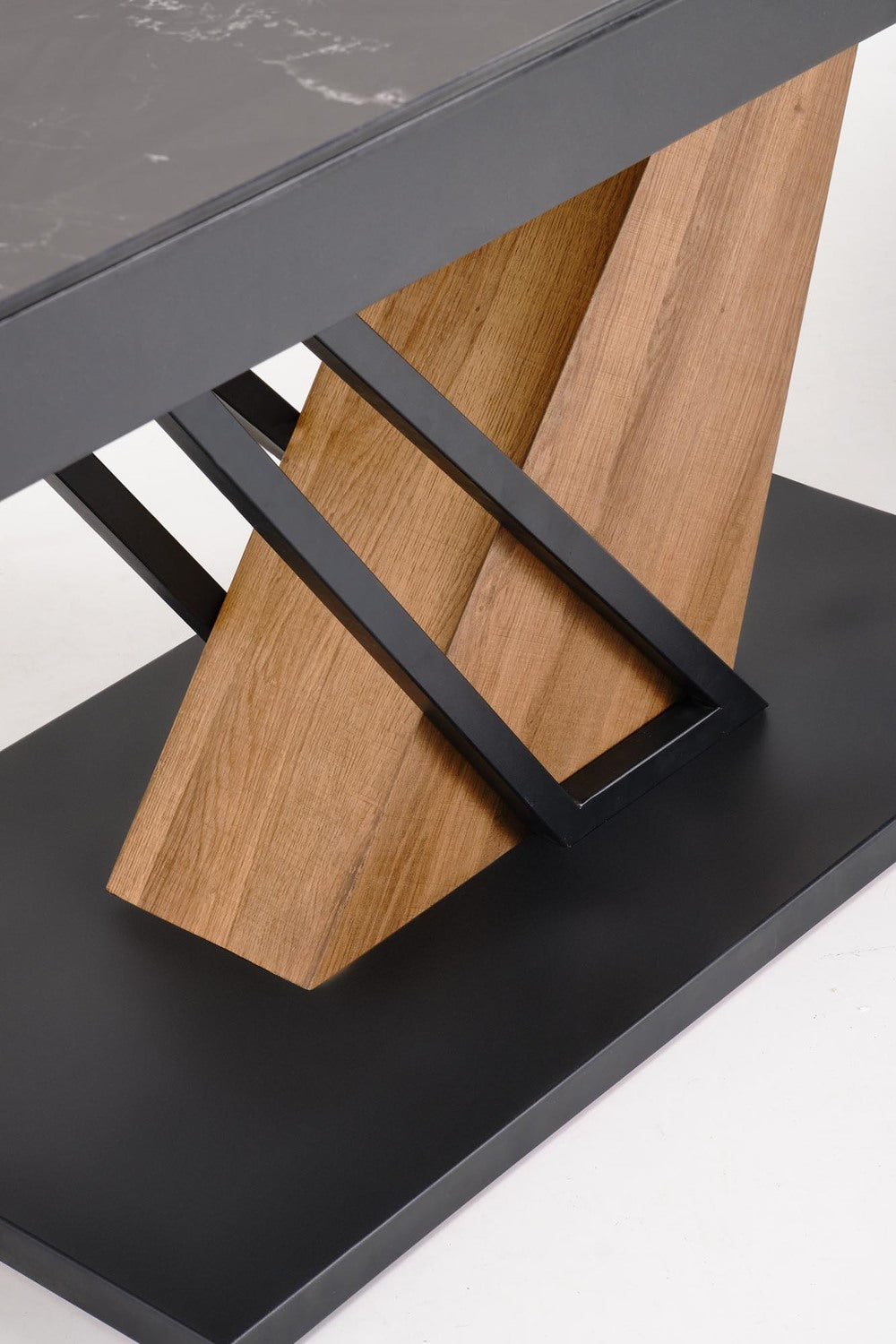 Galds Volans 140/90/67 cm melns marmors/ozols