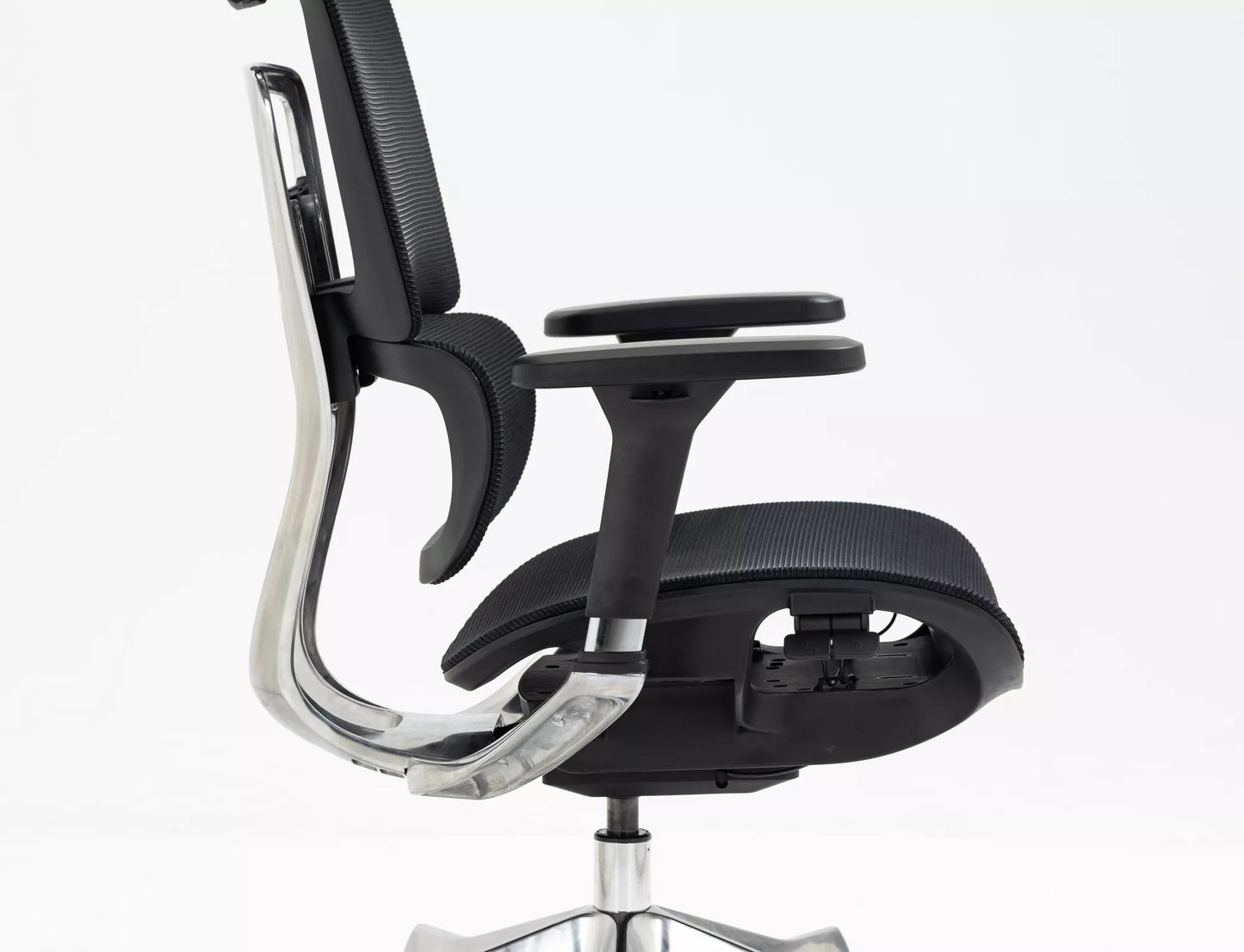 Grozāmais krēsls WinLuks 68/119/50 cm melns - N1 Home