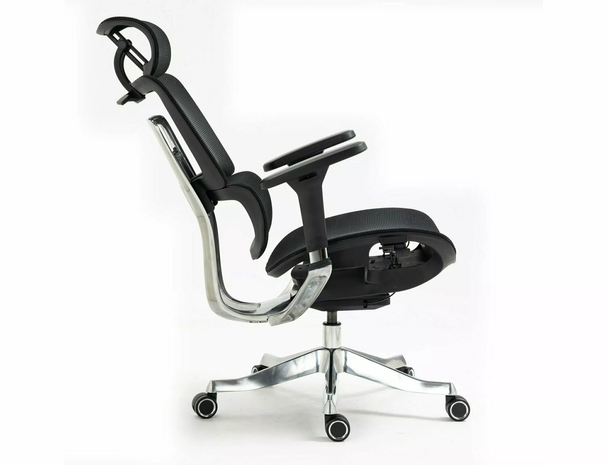 Grozāmais krēsls WinLuks 68/119/50 cm melns - N1 Home