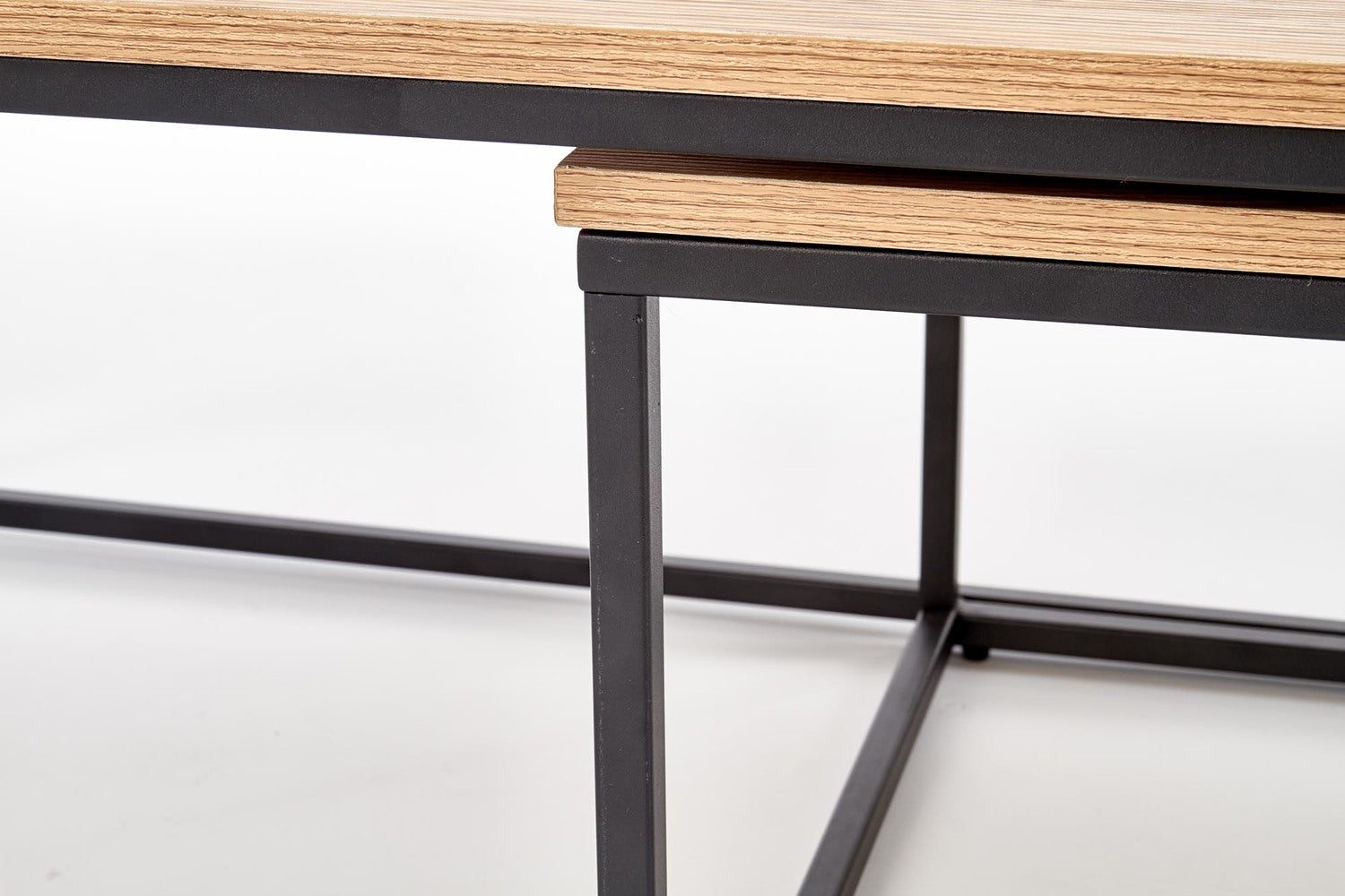 Kafijas galdiņš AL 120/60/40 cm un 55/55/36 cm zeltains ozols/melns - N1 Home