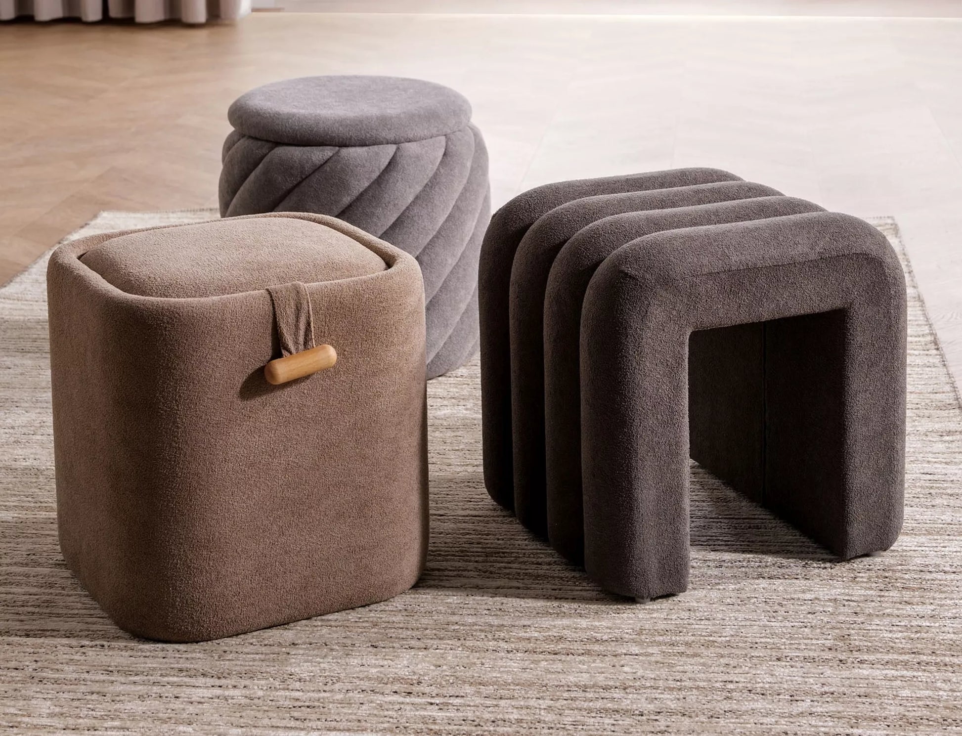 Pufs Naps 42/37/37 cm tumši bēšs - N1 Home