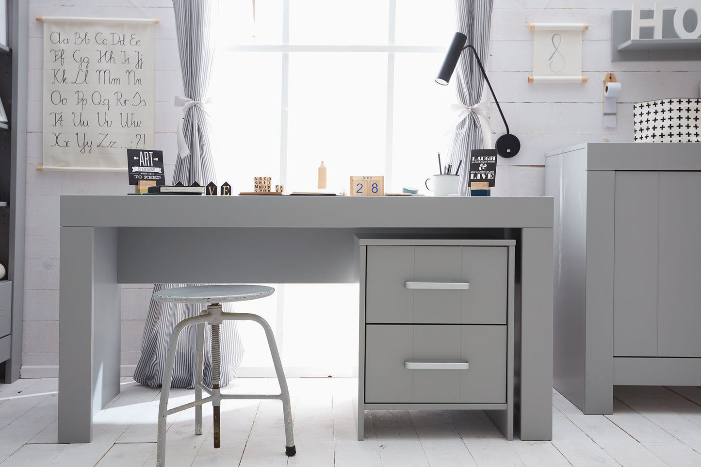 Rakstāmgalds CAMU 65/150/75 cm pelēks - N1 Home