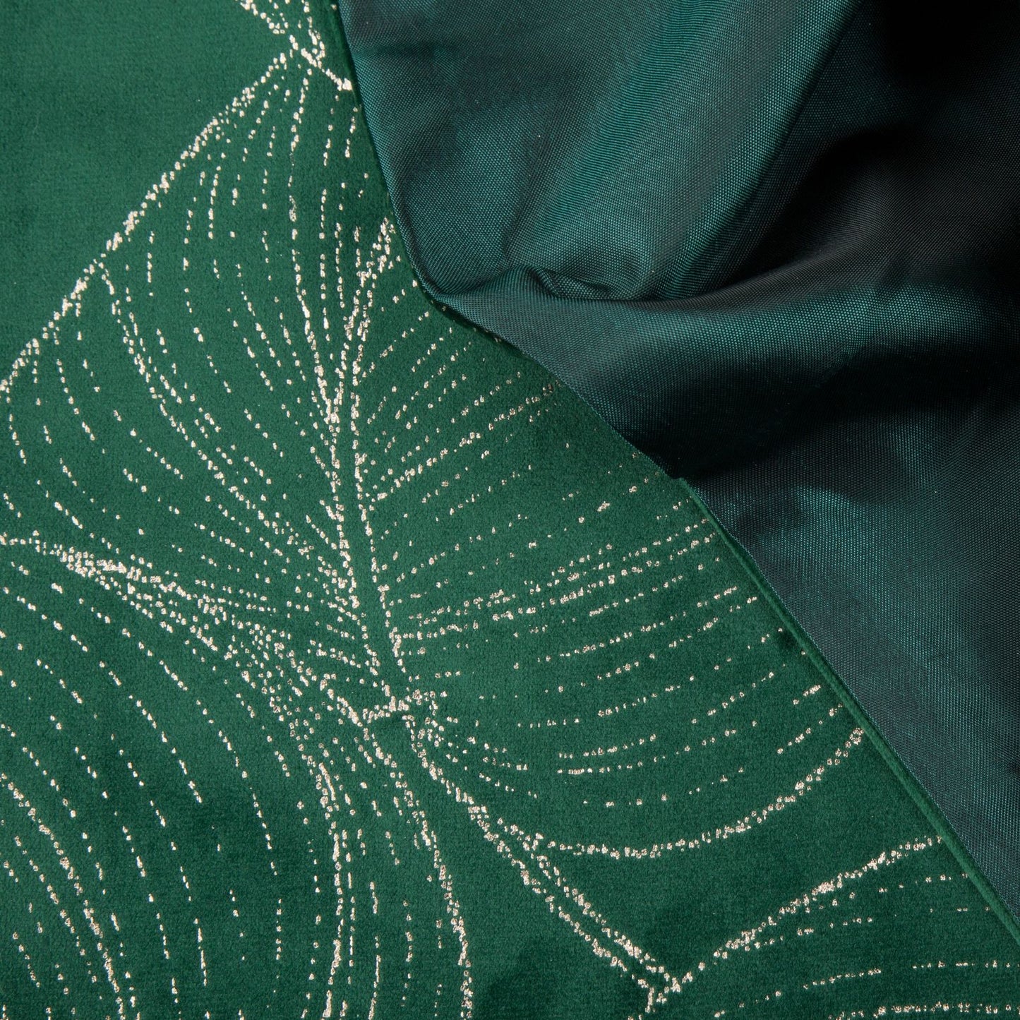 9f326655176fce9d8572293b0b6c731f