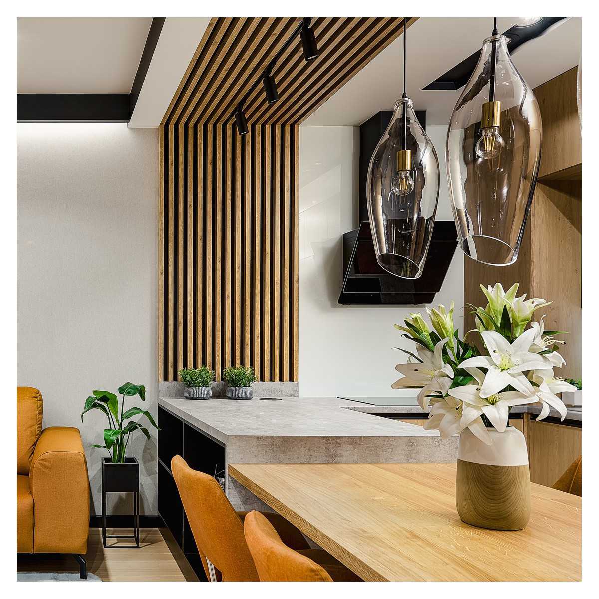 Lameles uz filca - dabīgais ozols/melns 2750x300 - N1 Home