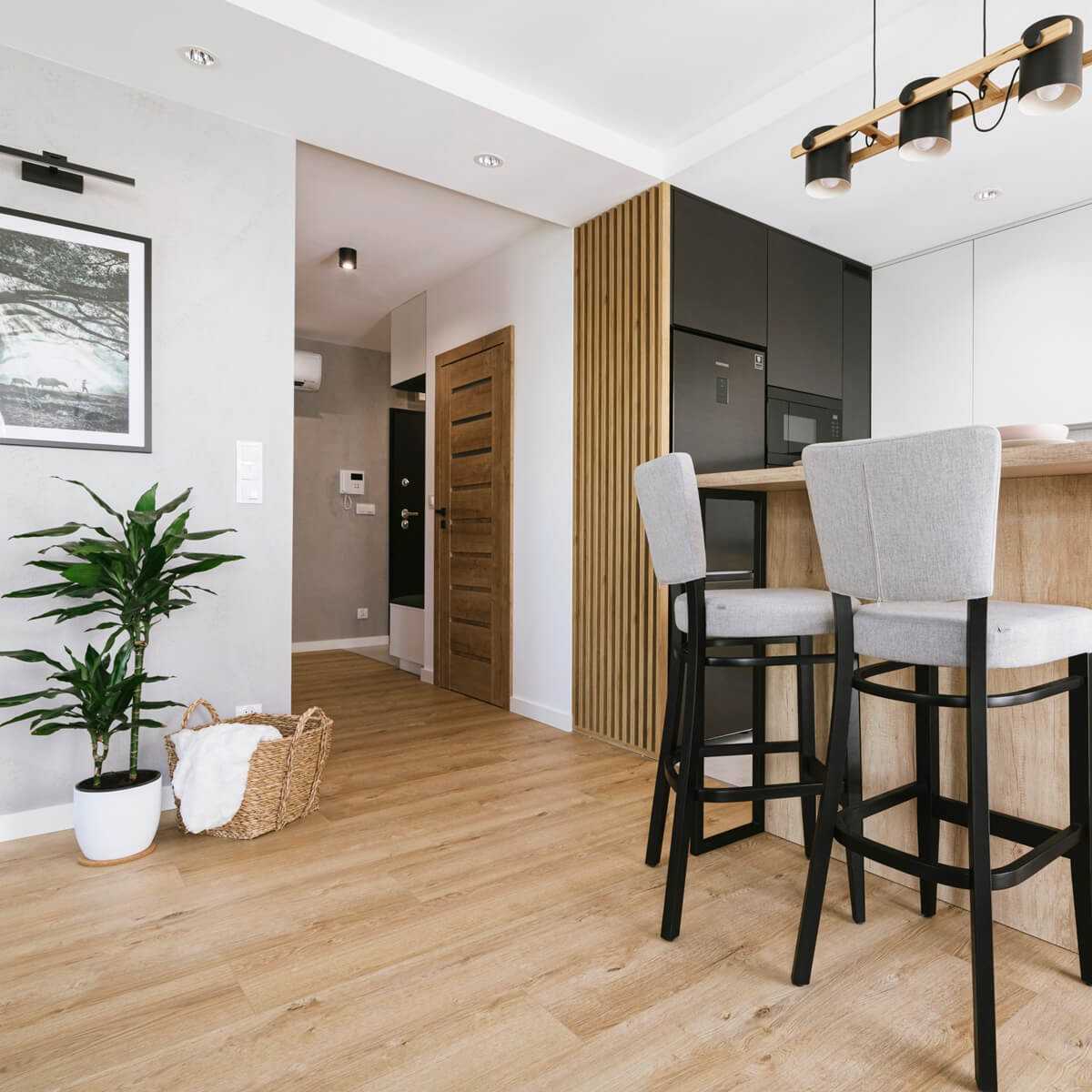 Sienas līstes - 16x30x2750 ozola finieris - N1 Home