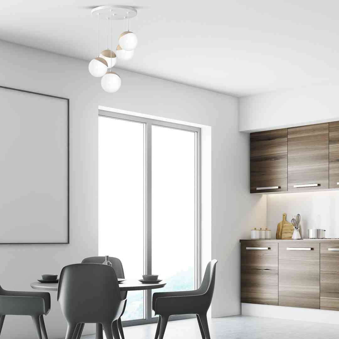 ed81e53ee19a3bae025d174d9a484bb8