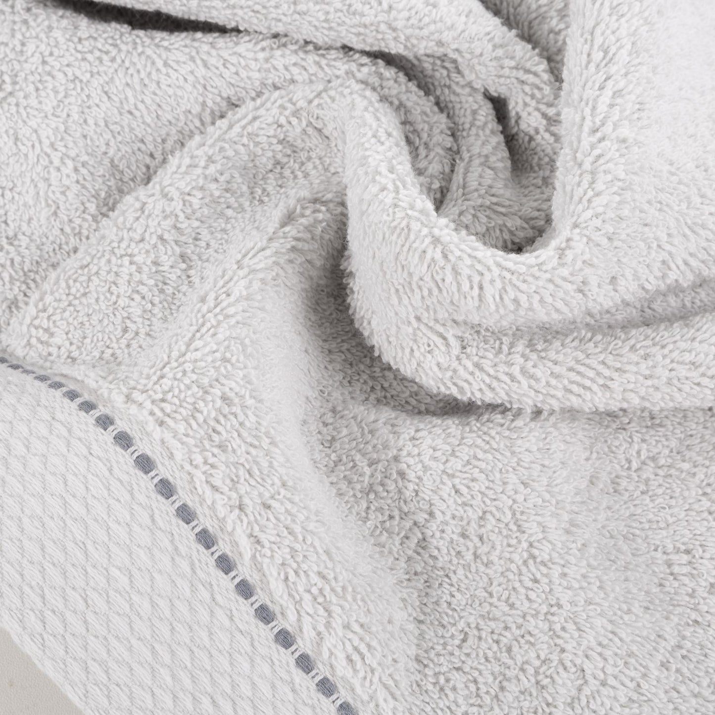 ddfe24a6c03746ed104410db6f8d177b