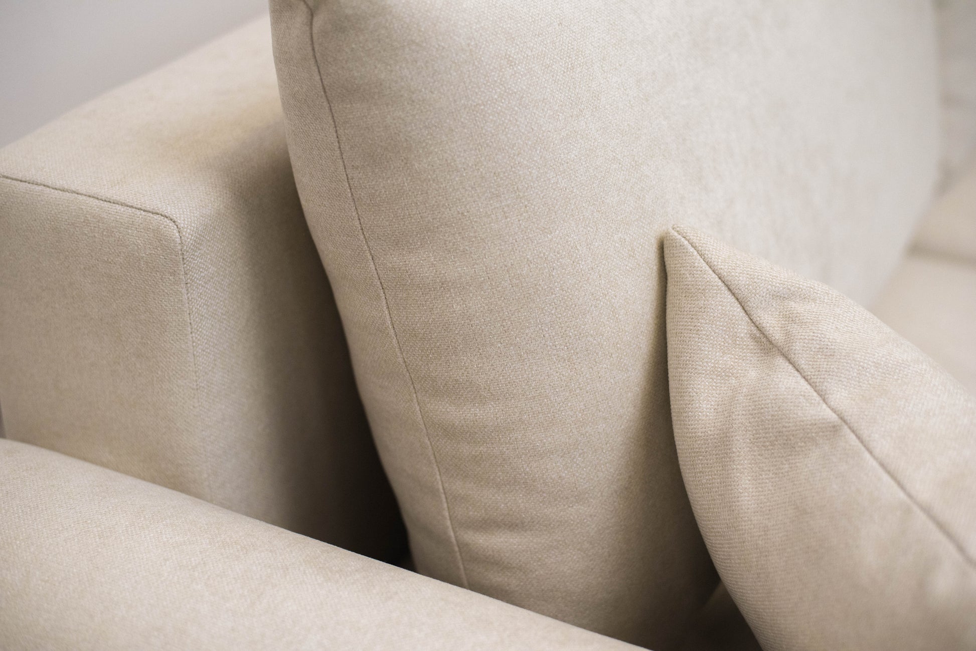 Dīvāns Ovors mini 239/93/156 cm Storm 02 - N1 Home