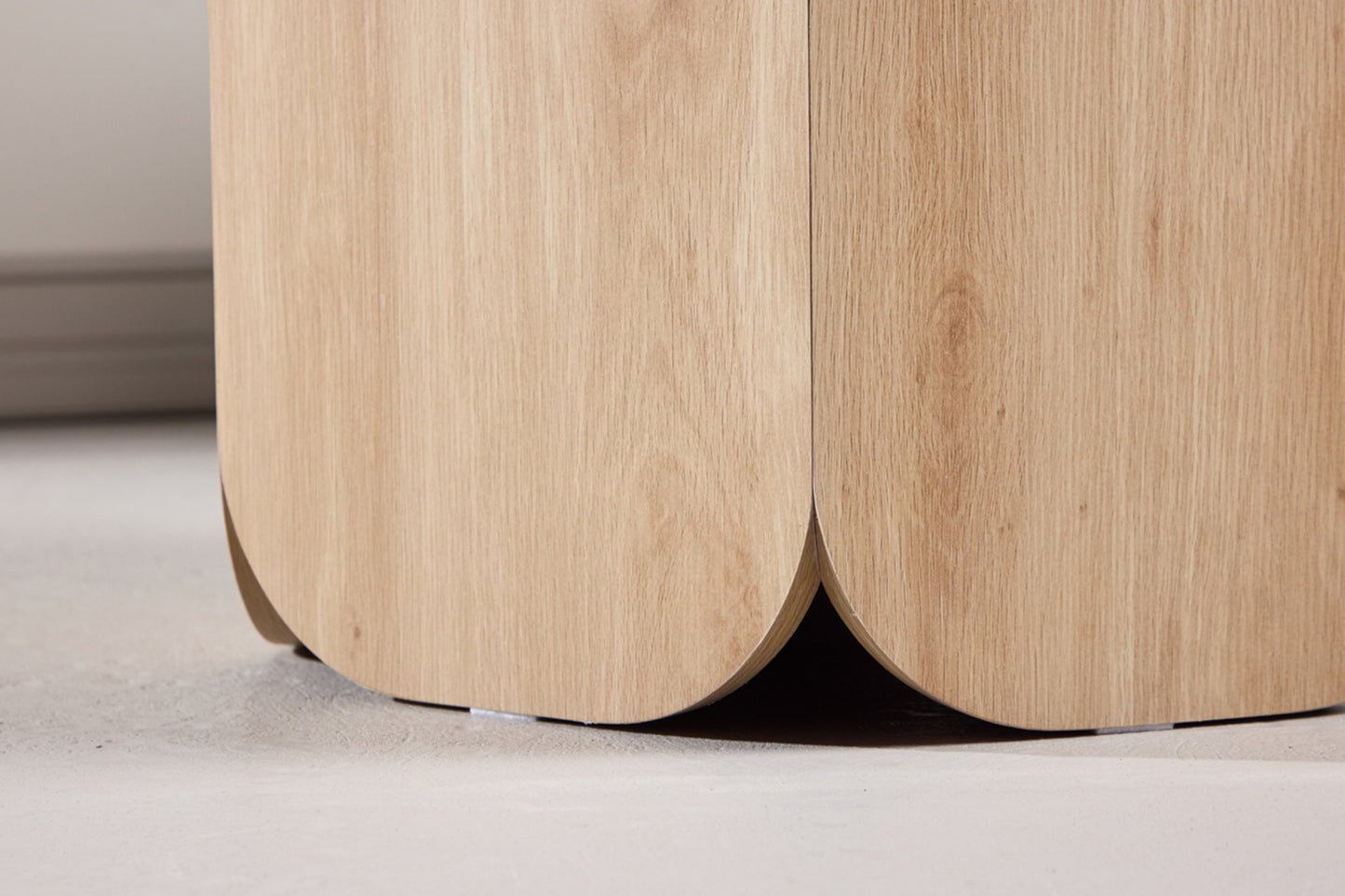 Galds Velaj 120/120/75 cm gaiši pelēks marmors/ozols