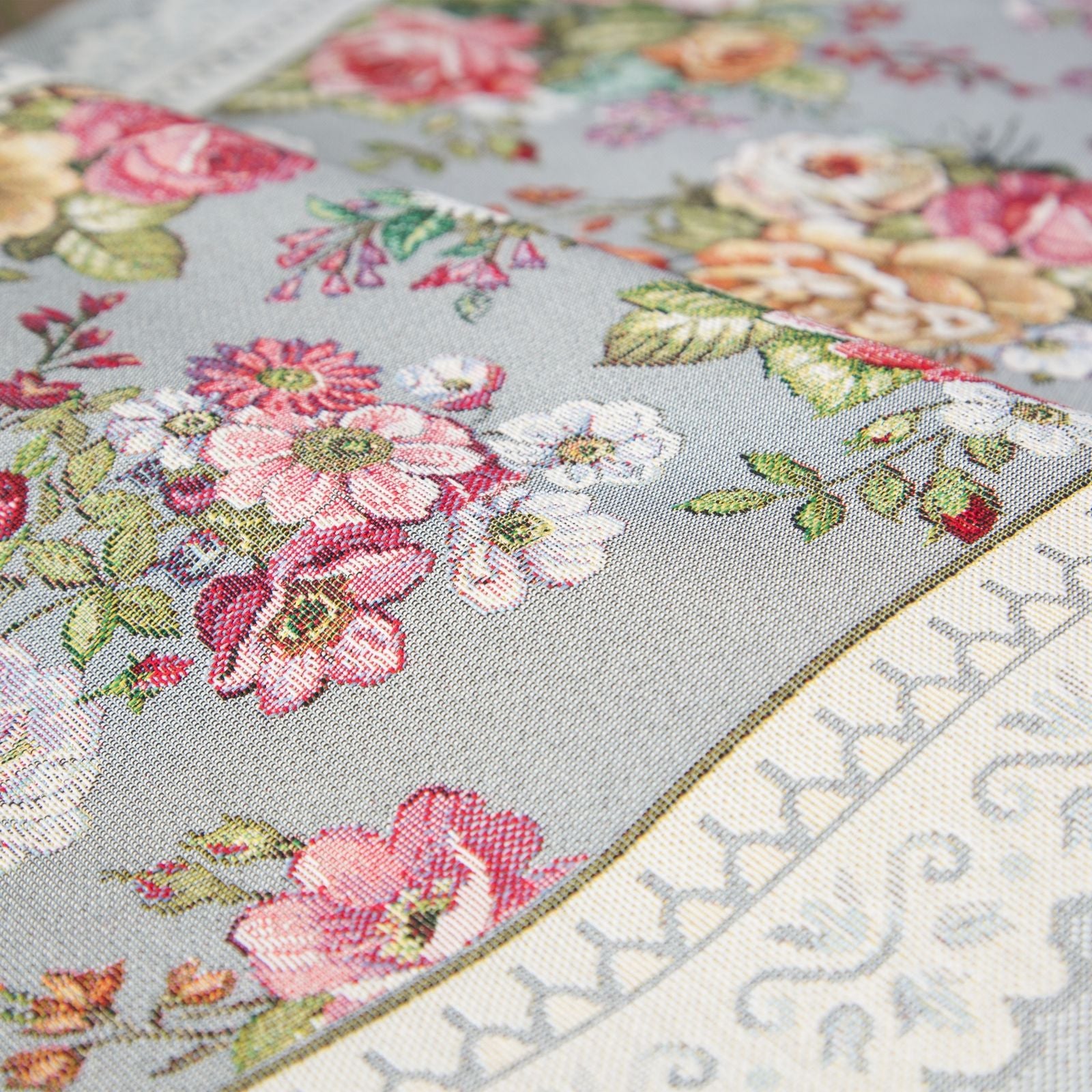 c79654cd8e1c0ff6fff45fa3b81411d1