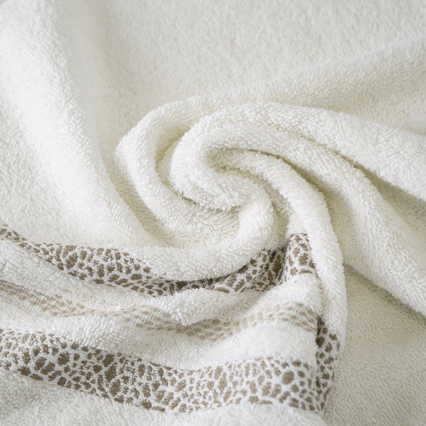 cc2b6866f4ec44f423405c4a2a4ae378