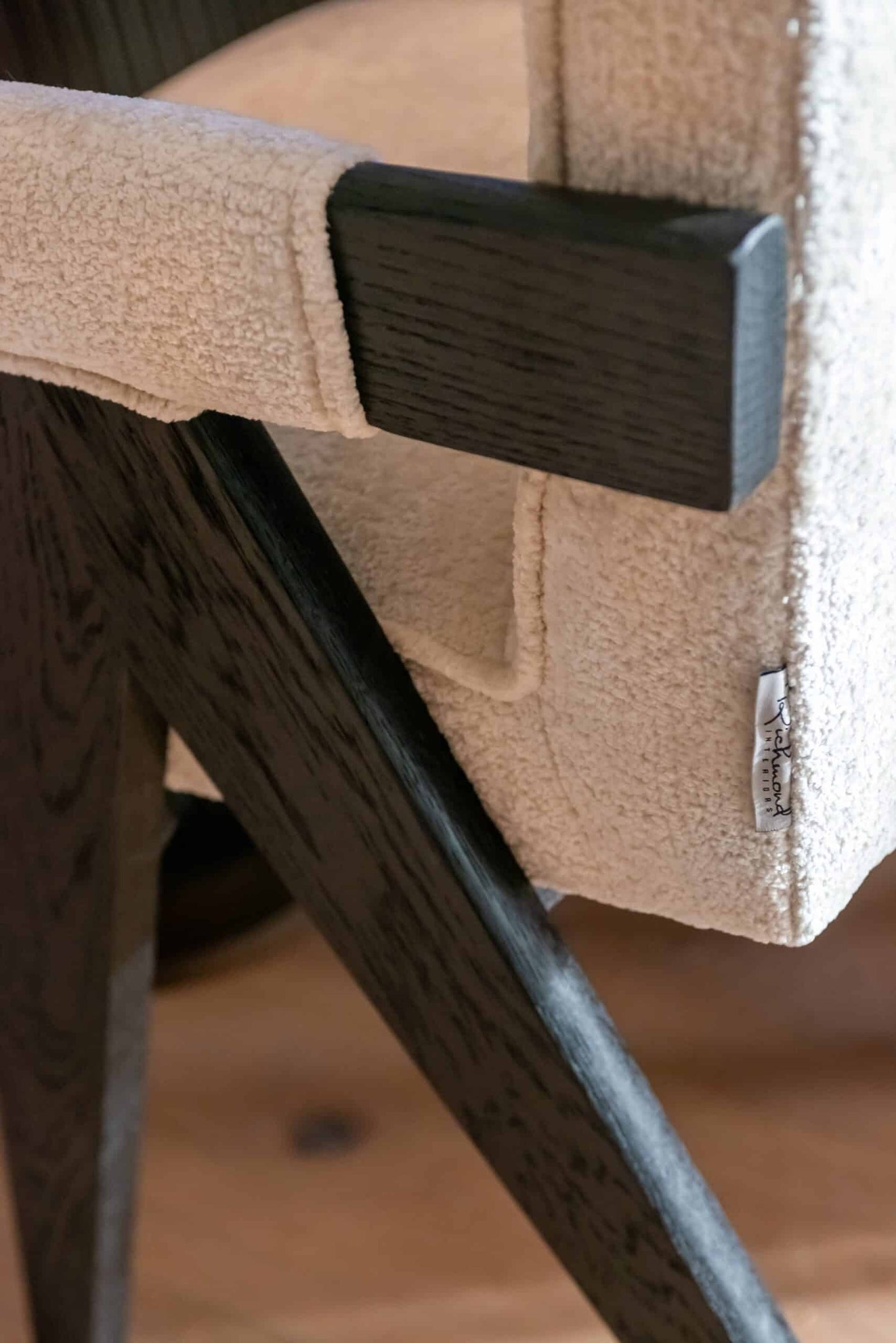 Krēsls Cooper Richmond Interiors 56/84/61 cm balts chenille