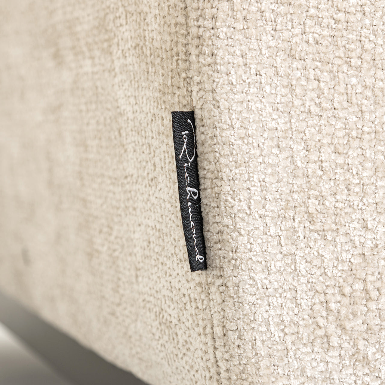 Dīvāns Beauchamp Richmond Interiors 77/210/91 cm bēšs - N1 Home