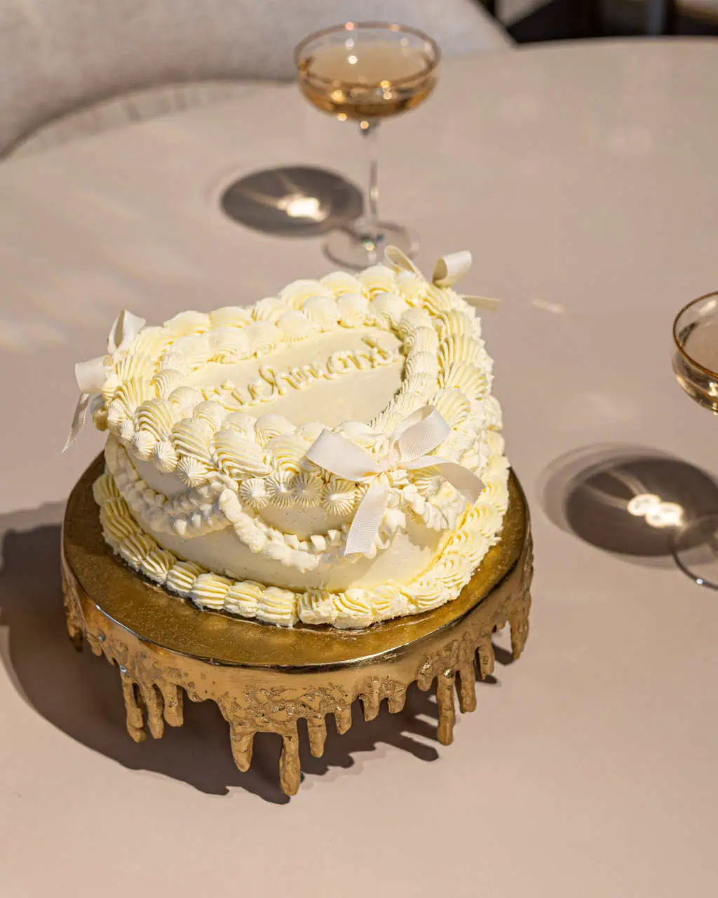 Kūkas šķīvis Carmona Richmond Interiors 9,5/25/25 cm zelts - N1 Home