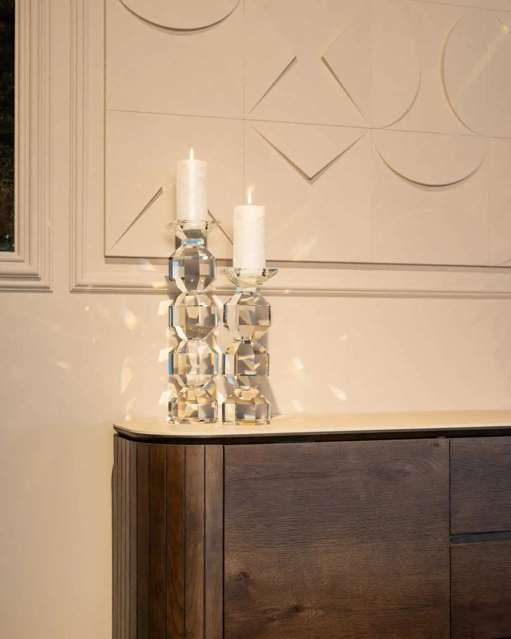 Kumode Ritz brown Richmond Interiors 78/185/50 cm brūns - N1 Home