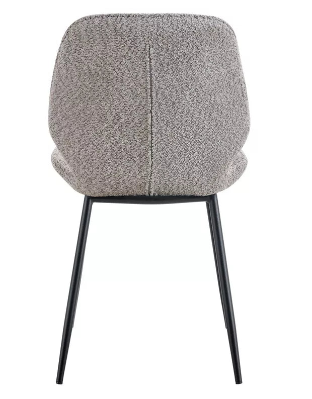 BRALTA Polsterēts krēsls no gaiši pelēka auduma uz melnām kājām - N1 Home