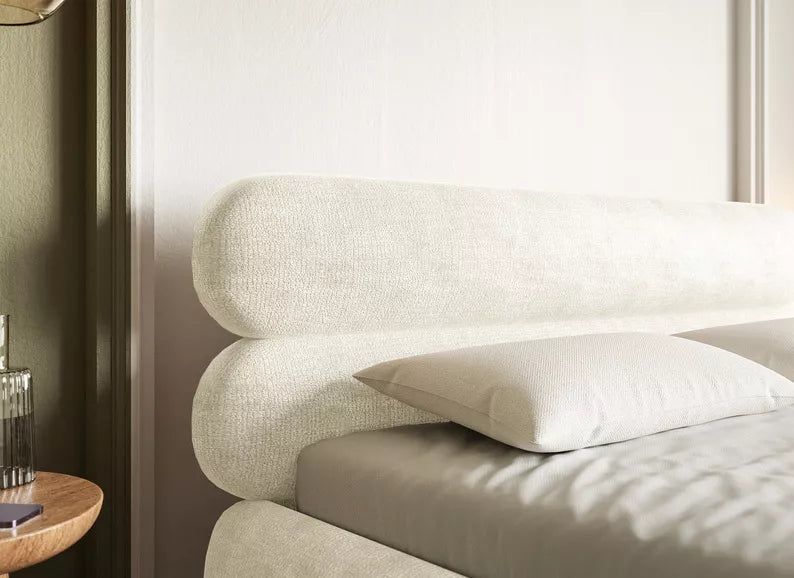 LOURE Mīkstā gulta 140/160/180x200 cm ar glabātuvi, metāla rāmis, krēmkrāsas šenils, melnas kājas - N1 Home