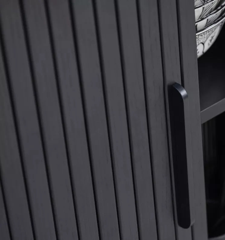 TIVELGA TV skapis, 180 cm, melna ozolkoka līstes - N1 Home