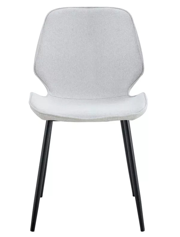 BRALTA Mīkstais krēsls no bēša šenila auduma, viegli tīrāms, uz melnām kājām - N1 Home