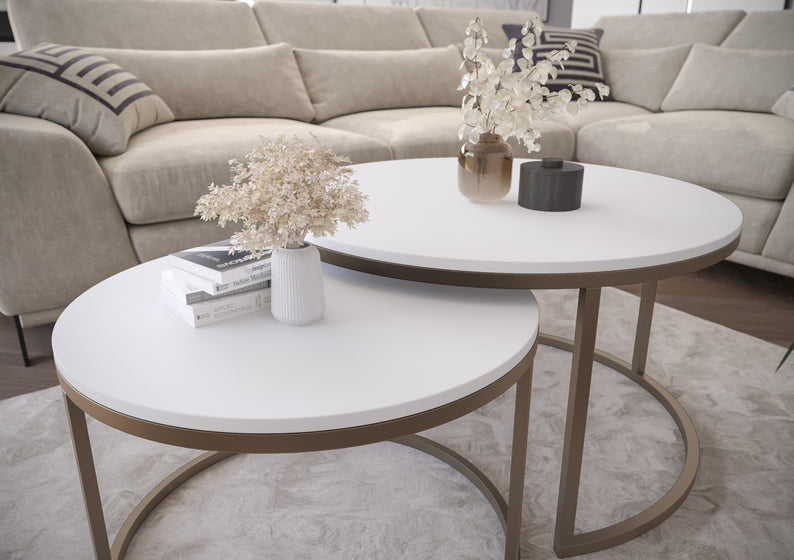 BELLO Divu kafijas galdiņu komplekts, apaļš, 80 un 60 cm, balts matēts ar zelta kājām - N1 Home