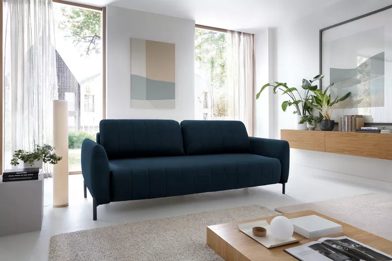 LEVA Tumši zils trīsvietīgs dīvāns ar konteineru, no hidrofobiskā velūra auduma, melnām kājām - N1 Home