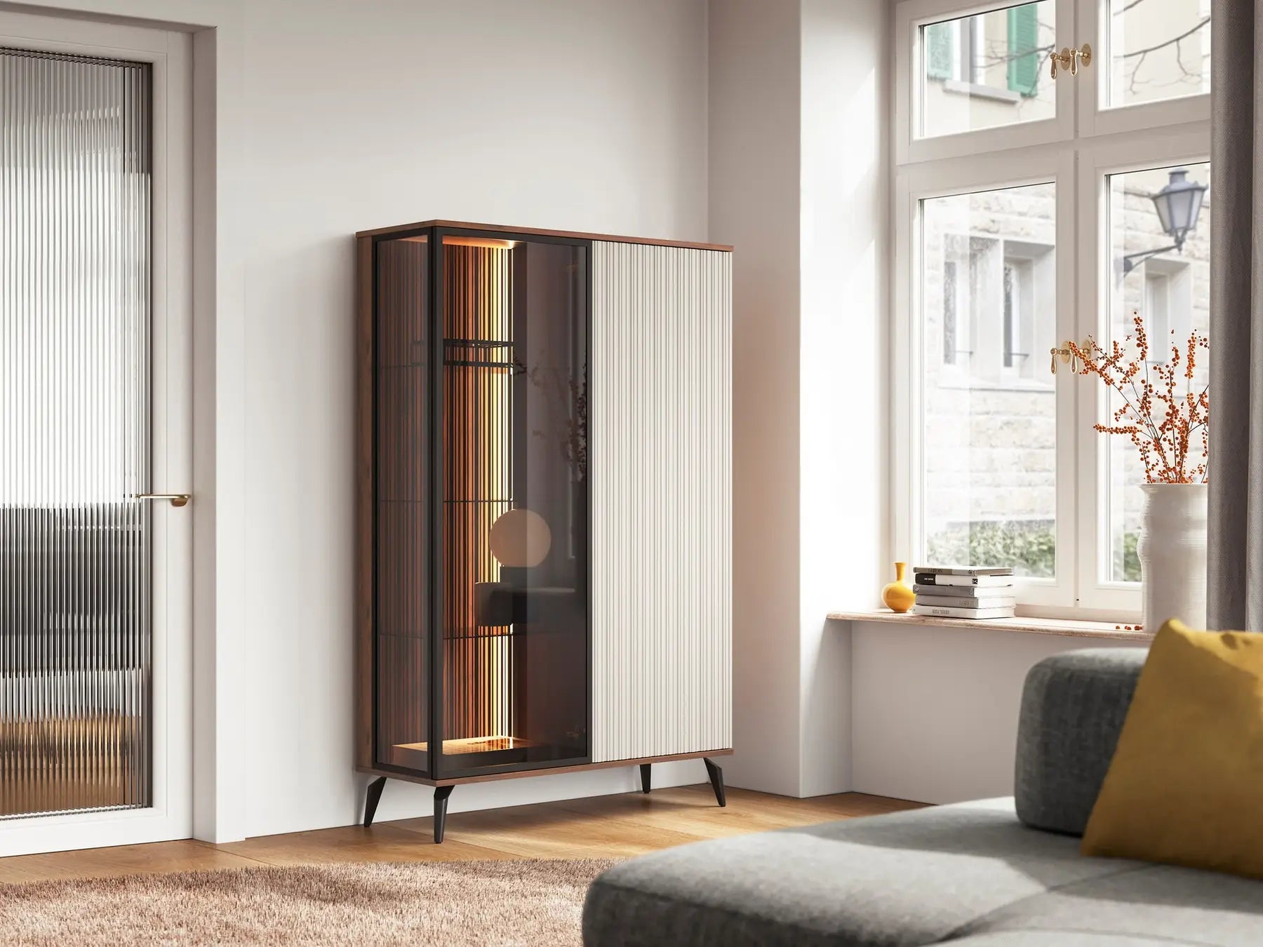 Vitrīnas skapis Vic 105/39,5/167 cm kašmirs/rieksts - N1 Home