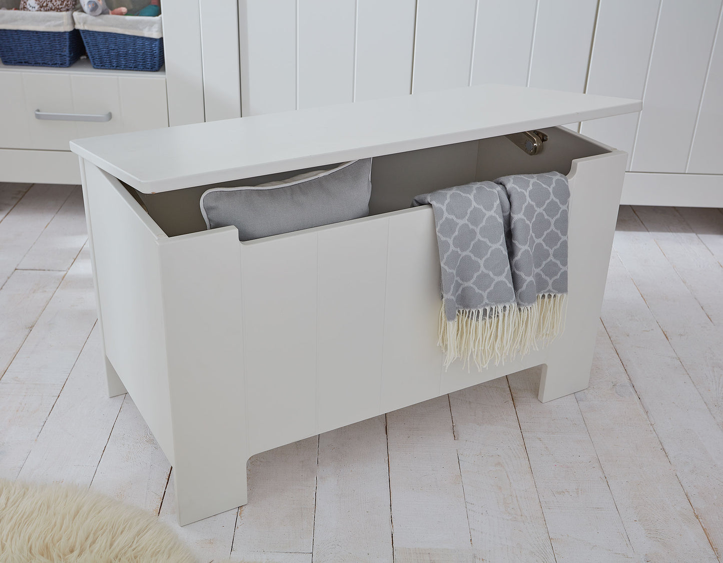 Kaste CAMU 45/92/53 cm balts - N1 Home