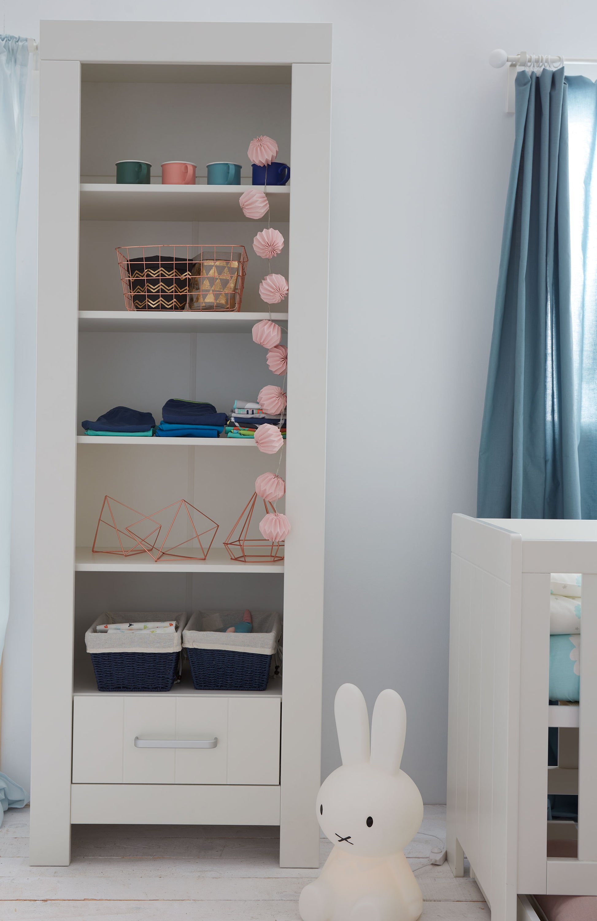 Grāmatu skapis CAMU 45/69/204 cm balts - N1 Home