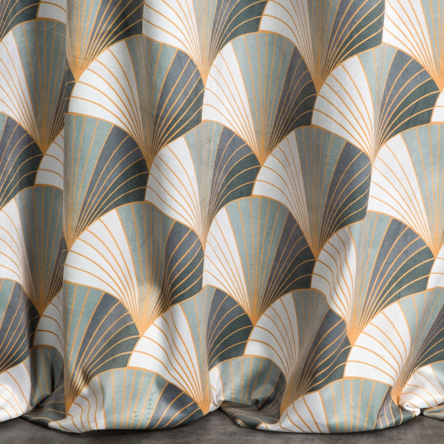 814c565ba0c6bb8f77b4026c6eb5332c