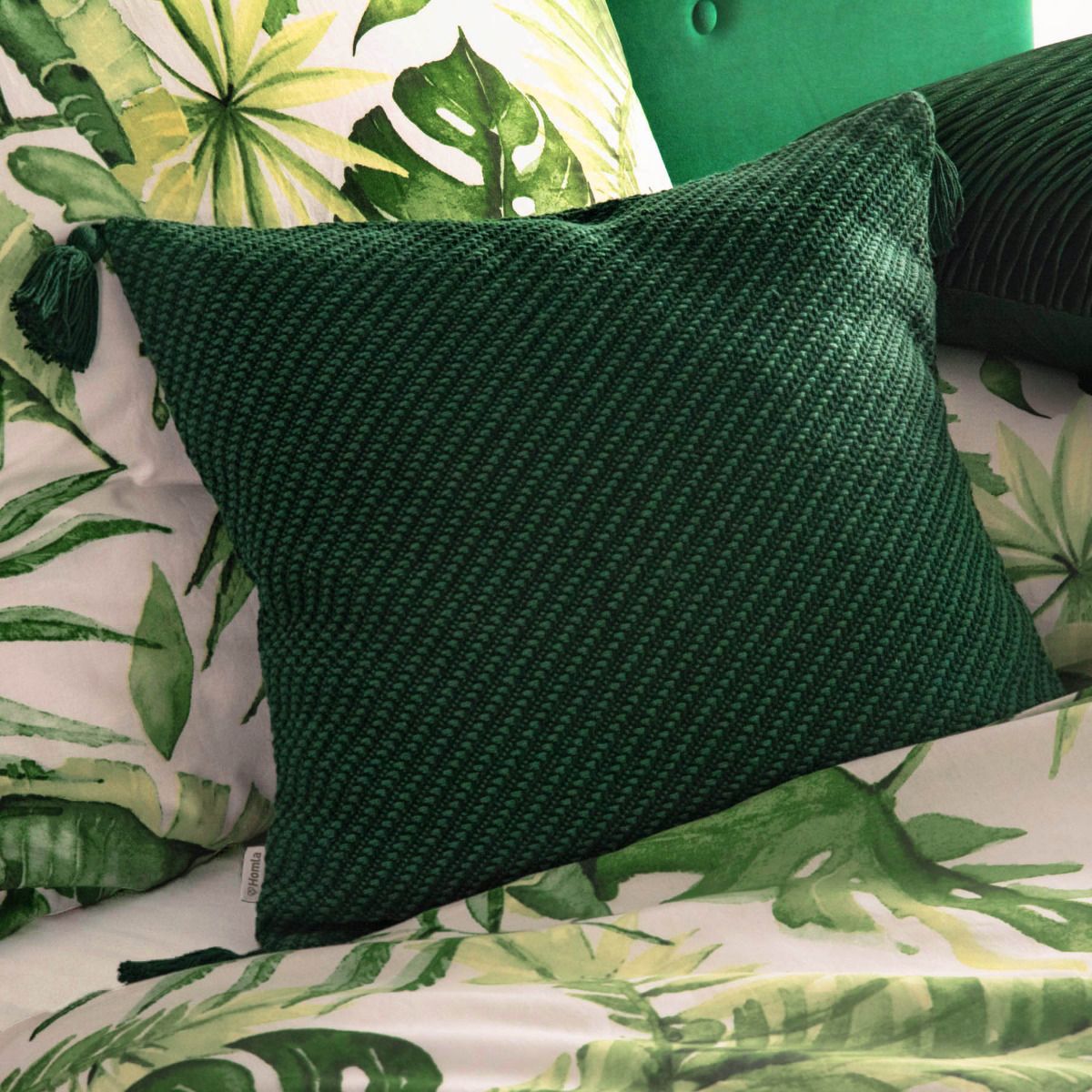 MORRIS spilvendrāna ar bārkstīm zaļa 45x45 cm - N1 Home